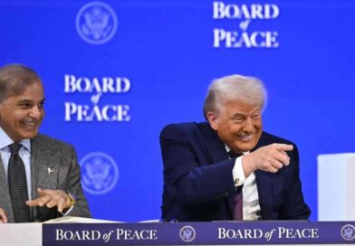 Board of Peace में शामिल होने पर पाकिस्तान में बवाल, शहबाज शरीफ को क्यों कहा जा रहा ‘गद्दार’? Board of Peace में शामिल होने पर पाकिस्तान में बवाल, शहबाज शरीफ को क्यों कहा जा रहा ‘गद्दार’?