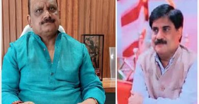 गढ़वा में सियासी घमासान, मिथिलेश ठाकुर ने सत्येंद्र नाथ तिवारी पर दर्ज कराई FIR