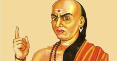 चाणक्य नीति: मूर्ख व्यक्ति की 4 बड़ी पहचान
