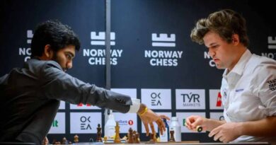 नार्वे शतरंज में बड़ा उलटफेर, मैग्नस कार्लसन ने गुकेश को दी करारी हार