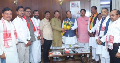मुख्यमंत्री विष्णुदेव साय से सर्व आदिवासी समाज के प्रतिनिधिमंडल की सौजन्य मुलाकात