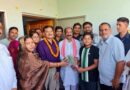 डिप्टी सीएम के सरप्राइज गिफ्ट से खिल उठी टॉपर अंशुल, 10वीं में 99% अंक से रचा कमाल