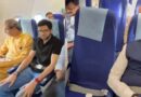 एक ही फ्लाइट में फडणवीस-उद्धव, शिंदे के बयान से बढ़ी सियासी हलचल