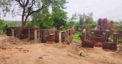 सरकारी जमीन पर बन रहा था रिसॉर्ट! शिकायत मिलते ही प्रशासन ने लगाई रोक