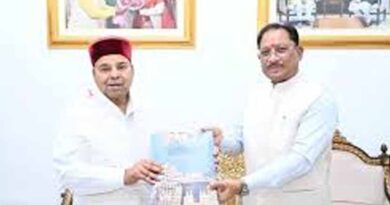 CM विष्णुदेव साय से मिले कर्नाटक के राज्यपाल थावरचंद गहलोत, समसामयिक मुद्दों पर हुई चर्चा