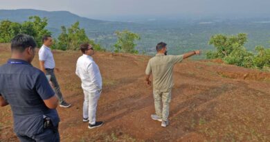 छत्तीसगढ़ पर्यटन मंडल के प्रबंध संचालक  विवेक आचार्य और अध्यक्ष  नीलू शर्मा ने प्रमुख पर्यटन स्थल राजमेरगढ़ का किया दौरा