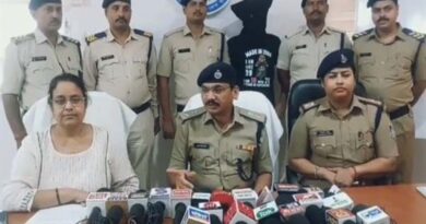 जीआरपी जबलपुर ने त्वरित कार्रवाई कर ट्रेन में चोरी गए आभूषण एवं सामान को मात्र दो घंटे में किया बरामद