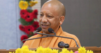 यूपी सिपाही भर्ती अभ्यर्थियों को बड़ी राहत, बस किराए में छूट देने का सीएम योगी का आदेश