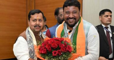 बांकीपुर उपचुनाव: बीजेपी उम्मीदवार अभिषेक सिन्हा ने भरा नामांकन, NDA नेताओं ने दिखाई ताकत