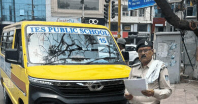 भोपाल में स्कूल बसों पर ट्रैफिक पुलिस की सख्ती, 600 से ज्यादा बसों की जांच में 40 पर कार्रवाई