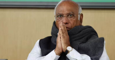 कांग्रेस अध्यक्ष मल्लिकार्जुन खरगे के खिलाफ वारंट जारी, कोर्ट ने पेश होने का दिया आदेश; जानिए पूरा मामला