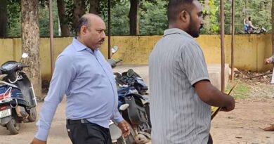 कोंडागांव में रिश्वतखोरी का भंडाफोड़, नामांतरण के बदले घूस लेते तहसीलदार का रीडर गिरफ्तार