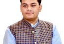 स्कूल बंद करने के आरोप पर अखिलेश को संदीप सिंह का जवाब, ‘PDA नहीं, Propaganda Delivery by Akhilesh’
