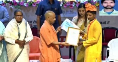 यूपी में 12वीं टॉपर रजनीश यादव पर बड़ी कार्रवाई! फर्जी दस्तावेजों के आरोप में डिग्रियां रद्द, ₹1 लाख और टैबलेट की होगी वसूली