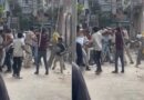 दिल्ली में पुलिसकर्मियों पर जानलेवा हमला, आंखों में मिर्च पाउडर डालकर लाठी-डंडों से की पिटाई