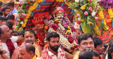 महाकाल की सवारी में जेबकतरों का आतंक, उज्जैन में 50 से ज्यादा श्रद्धालुओं के मोबाइल, पर्स और चेन चोरी