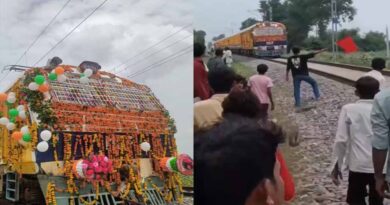 मुरैना के कैलारस स्टेशन पर हाई-वोल्टेज ड्रामा, मेमू ट्रेन के उद्घाटन में पूड़ी-सब्जी के लिए मची लूट