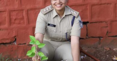 7वीं वाहिनी विसबल भोपाल द्वारा लाल परेड ग्राउंड में 300 पौधों का रोपण