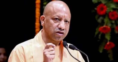 सीएम योगी सख्त, बोले- छोटी घटनाओं पर भी DM-SP तुरंत मौके पर पहुंचें