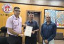 सशस्त्र सेना झंडा दिवस निधि में उत्कृष्ट योगदान के लिए कलेक्टर रत्नाकर झा सम्मानित