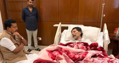 BJP अध्यक्ष नितिन नबीन ने किरण सिंह देव से की मुलाकात, डॉक्टरों से ली स्वास्थ्य की जानकारी