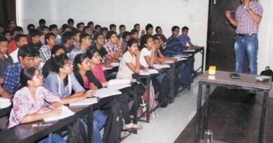 CG के स्कूलों में ही होगी NEET-JEE की तैयारी, छात्रों को मिलेगी फ्री कोचिंग