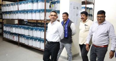 भोपाल में राजनीतिक दलों की मौजूदगी में खुला EVM गोदाम, कलेक्टर प्रियंक मिश्रा ने जांची सुरक्षा व्यवस्था