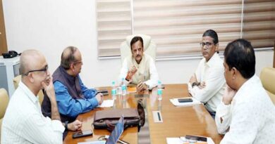 डिजिटल तकनीक के माध्यम से स्वास्थ्य सेवाओं की तेज, पारदर्शी और विश्वसनीय डिलीवरी करें सुनिश्चित: उप मुख्यमंत्री शुक्ल